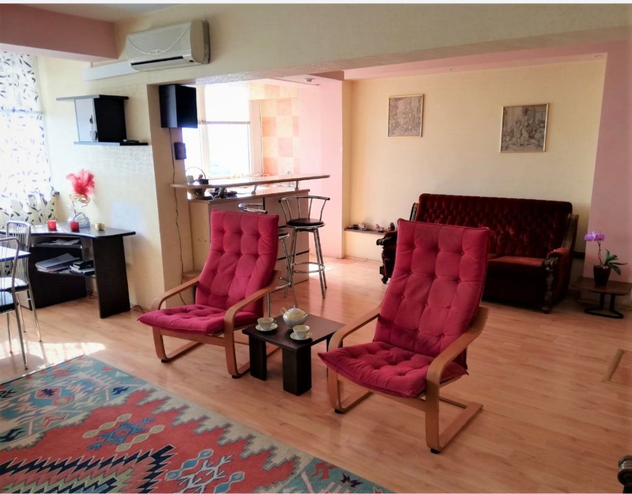 Apartament 4 camere, Micro 18 - Poză 2