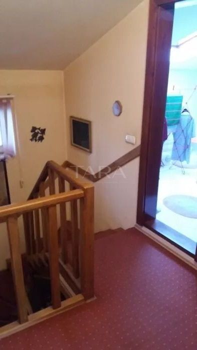 Casă / Vilă cu 5 camere de vânzare în zona Gruia - Poză 3