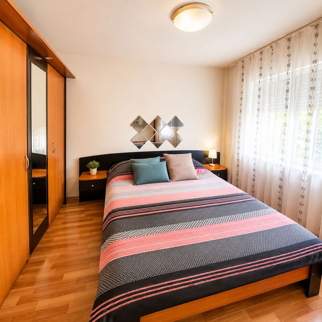 Apartament 3 camere decomandat, centrală proprie, AC, etaj 3, Lipovei - Poză 5