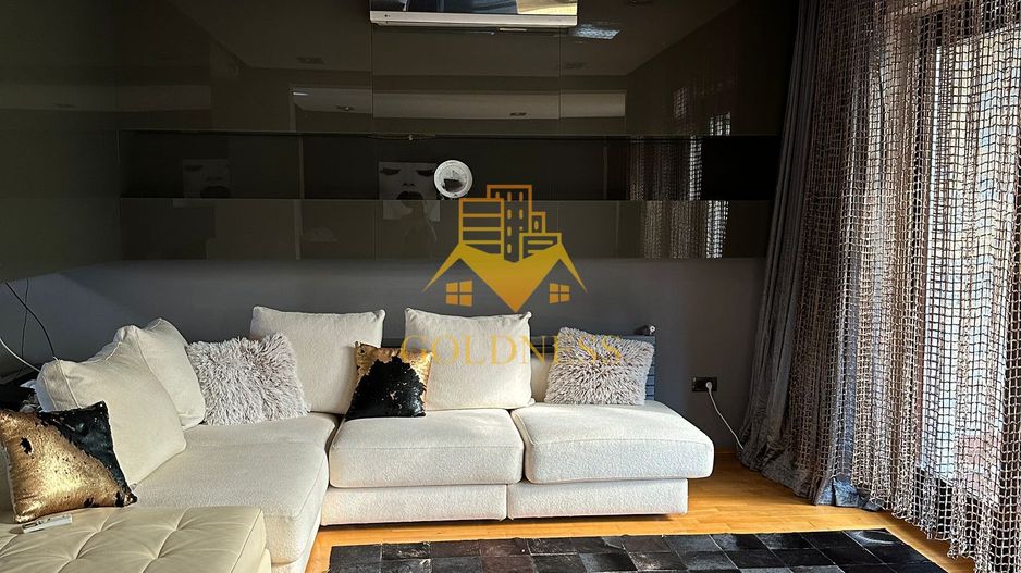 Casă de închiriat premium, terasă, Jacuzzi, Zona Centrală, Pța. Unirii - Poză 2