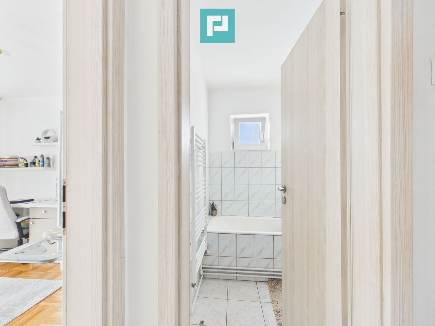 Apartament superb cu 5 camere, in Vlaicu - Poză 15