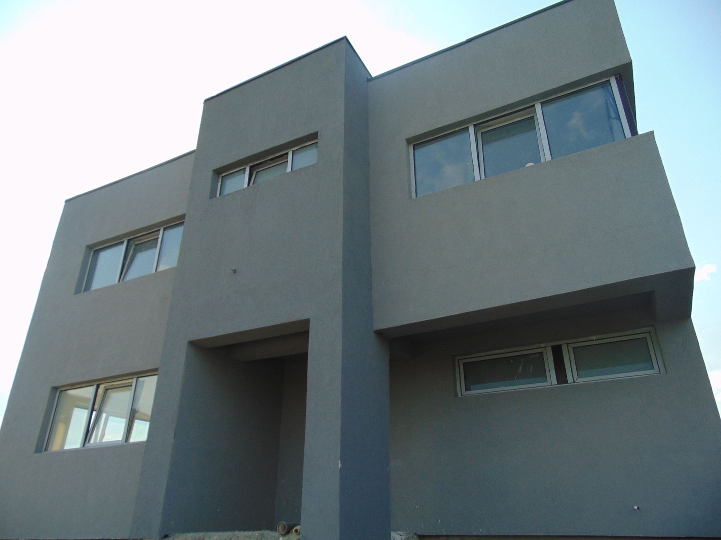 Tunari! Vila de inchiriat, pretabila pentru 15 - 20 muncitori - Poză 2