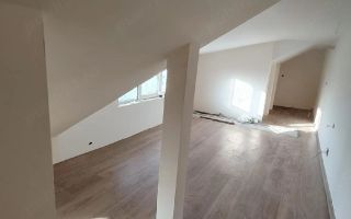 apartament cu 2 camere+mansardă - Poză 7