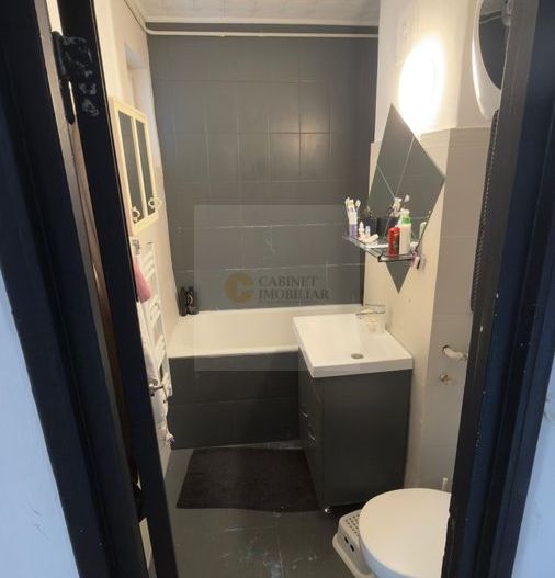 3 Camere - 63MP | Adapost Antiaerian | Metrou Grivita - 10 minute - Poză 7