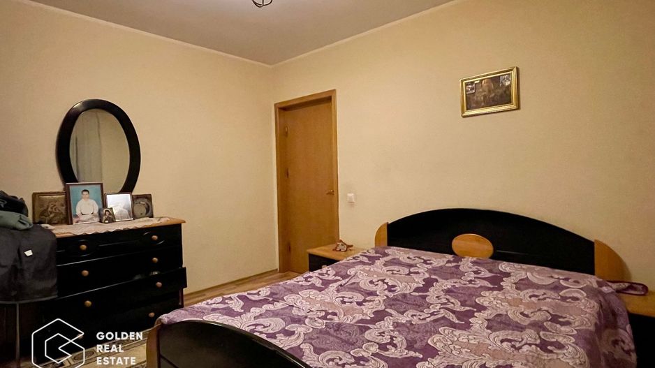 Casă generoasă pentru activități comerciale- Calea Vitan - Poză 7