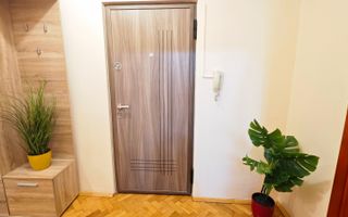 Apartament mare, decomandat, bucatarie separata. PET FRIENDLY. - Poză 5