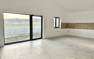 Casă 3 camere / Codlea / Credit / 80mp - Poză 4