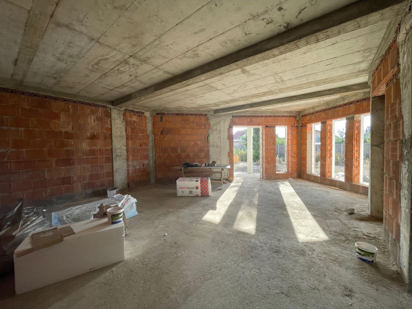 Casă individuală cu 6 camere și teren generos de 735mp |Moșnița Veche| - Poză 3