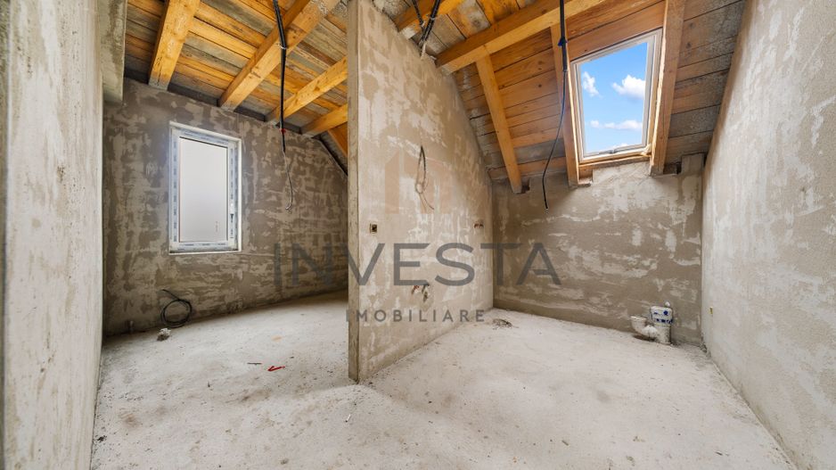 Casa individuala 256 mp utili, teren 2000 mp, Aiton, garaj dublu - Poză 18