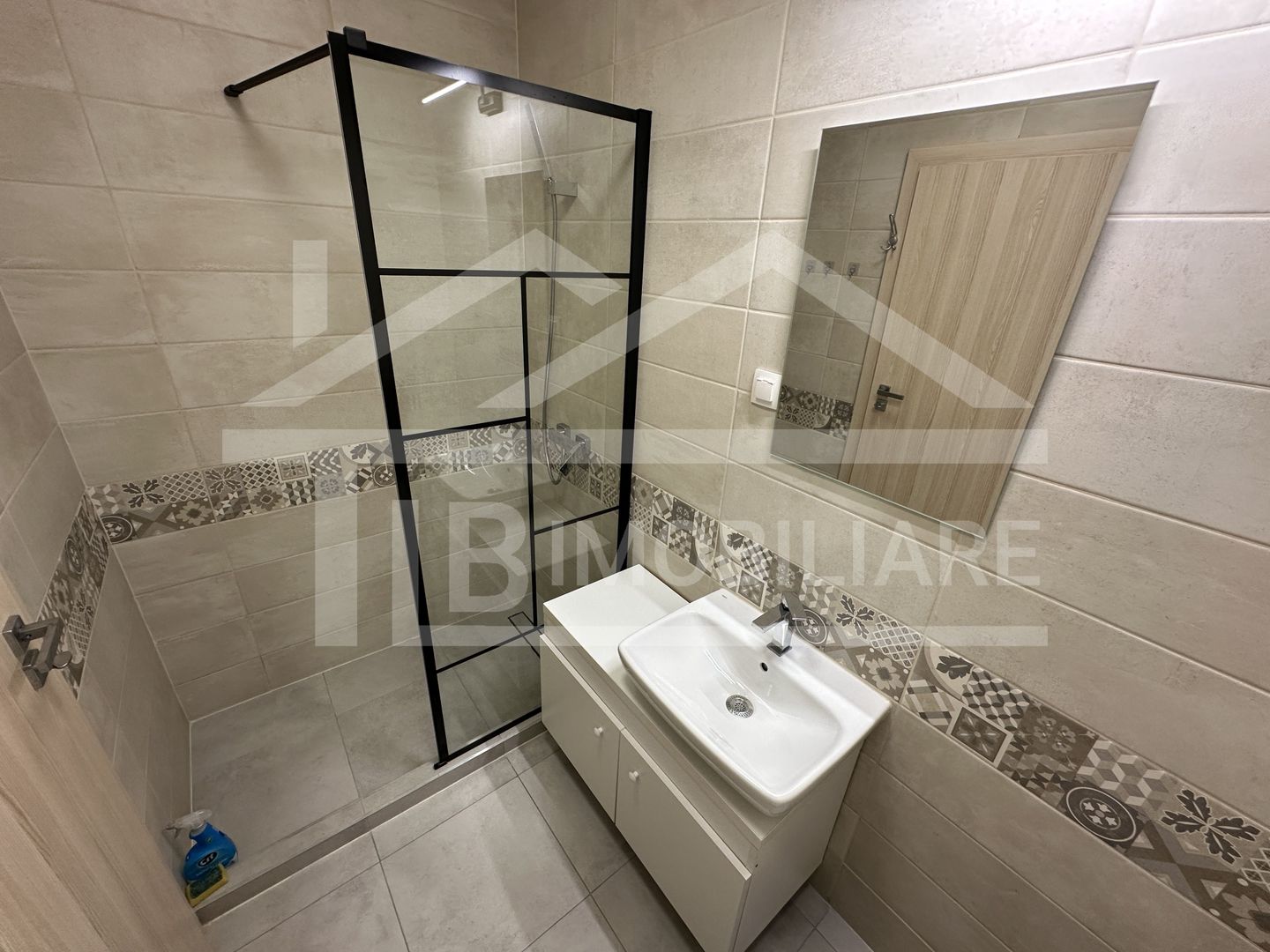 Apartament cu 3 camere, 80mp, parcare, zona Maurer Residence - Poză 8