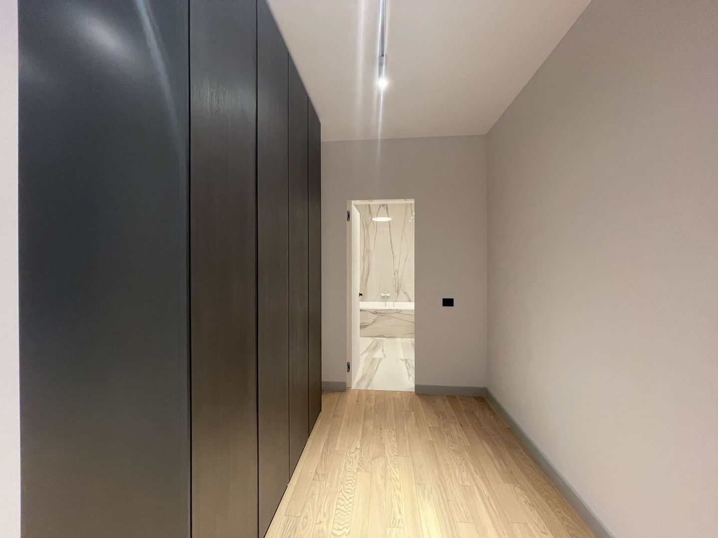 Unique Luxury Apartment | 4 Rooms | CITY VIEW - Poză 5