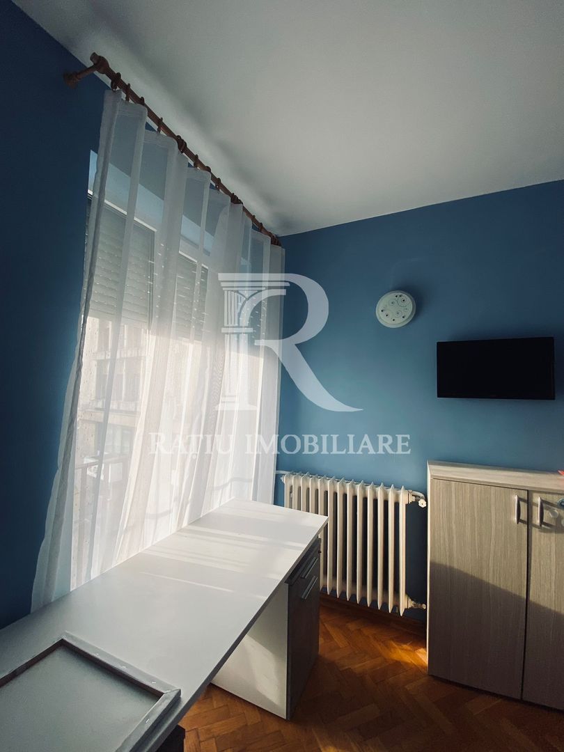 Apartament cu 4 camere | Pet Frendly | Ultracentral | Oradea - Poză 13