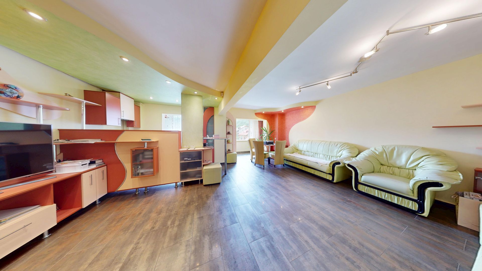 Apartament 4 Camere Racadau - COMISION 0% - - Poză 2