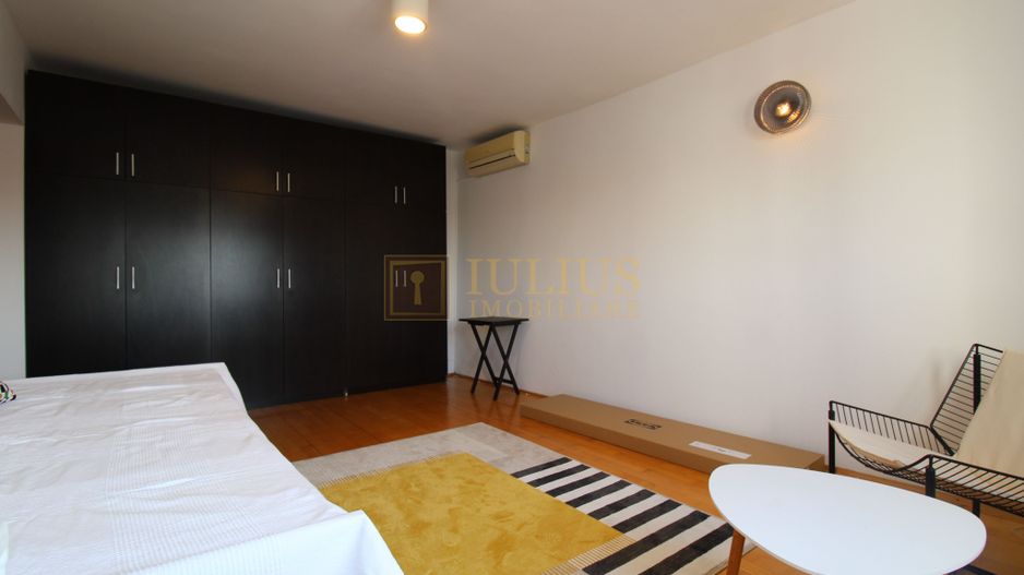 Corneliu Copusul, o camera, centrala proprie. - Poză 3