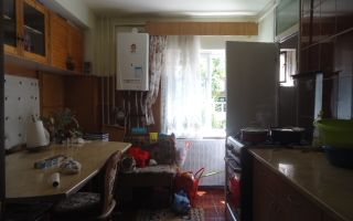 Apartament cu 4 camere, ideal pentru familie, în zona Penny. - Poză 4