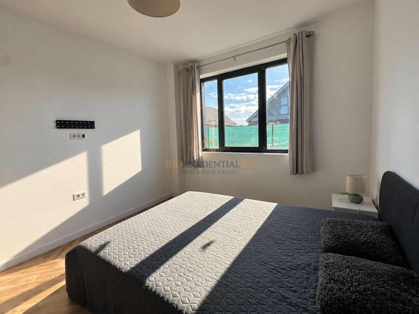 Casă individuală de închiriat, 3 camere, teren 350 mp | Comuna Berceni - Poză 12