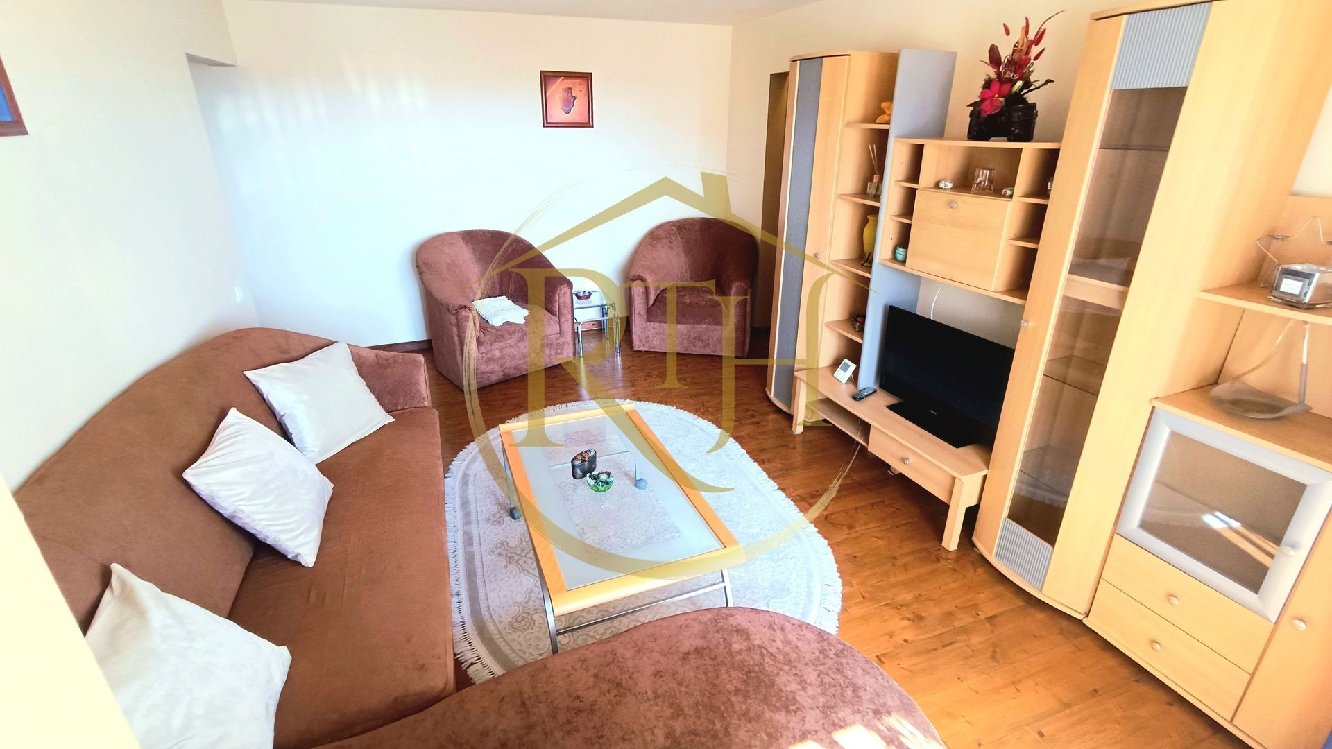 Se inchiriaza apartament cu 3 camere spatios si luminos – zona Olimpia - Poză 4