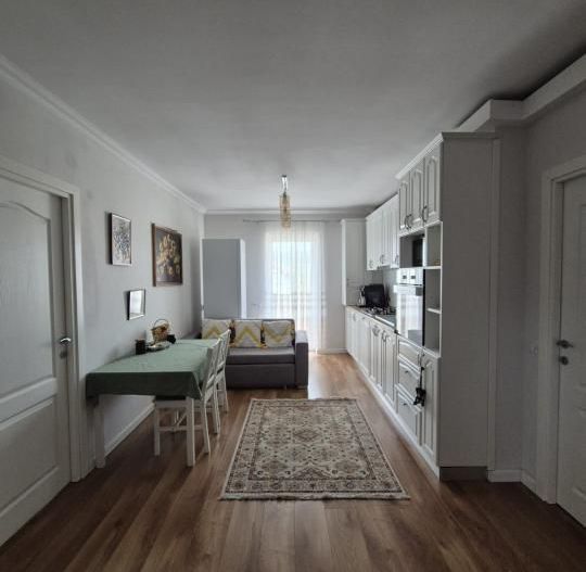 Apartament 3 camere l la cheie l Su 56 mp l Parcare l Florilor - Poză 1