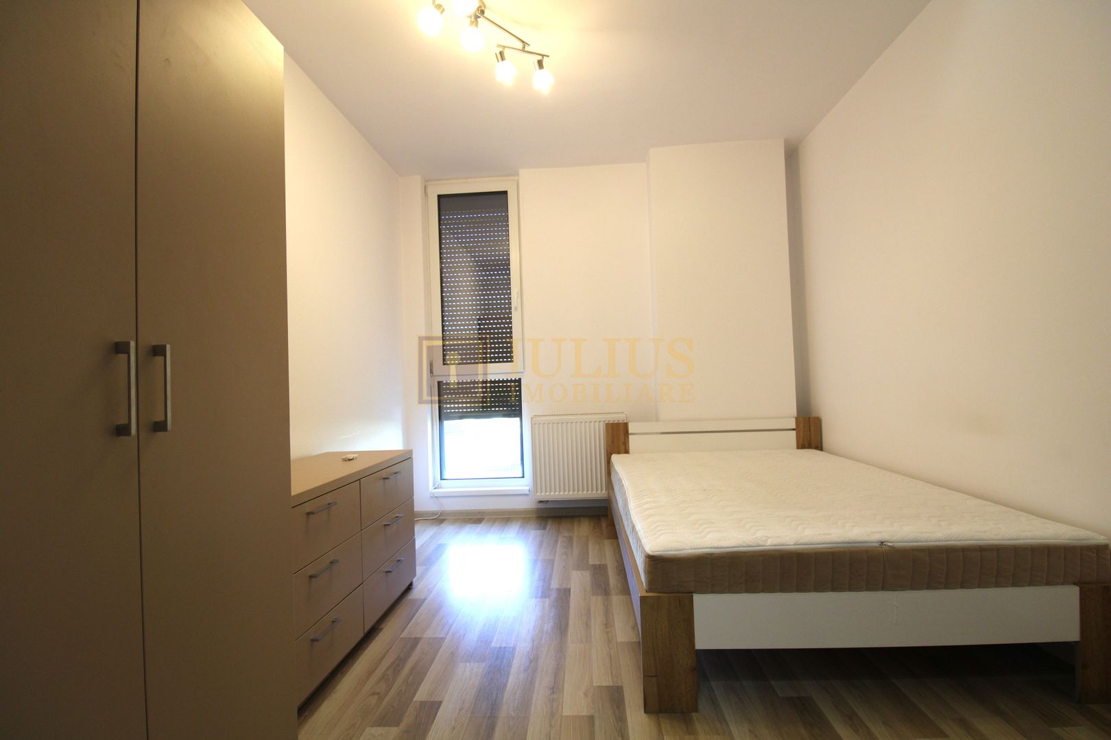 Bloc nou;  Vivalia, Complexul Studentesc, 3 camere/2dormitoare/2bai - Poză 11