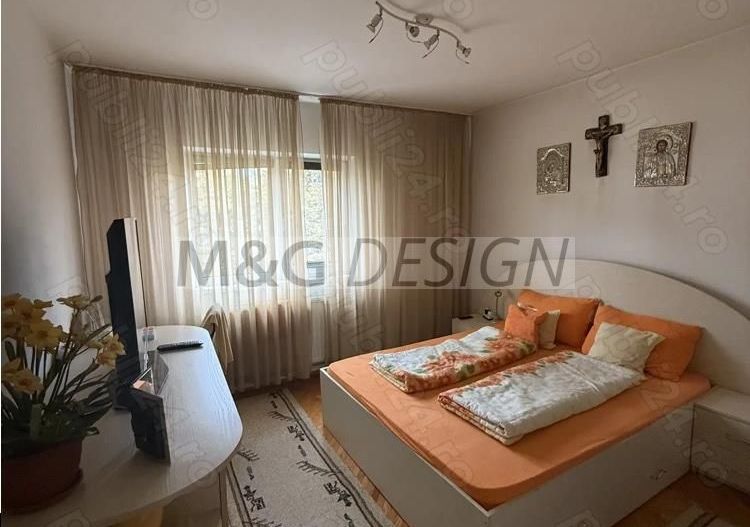 Apartament 3 camere Soarelui - Poză 5
