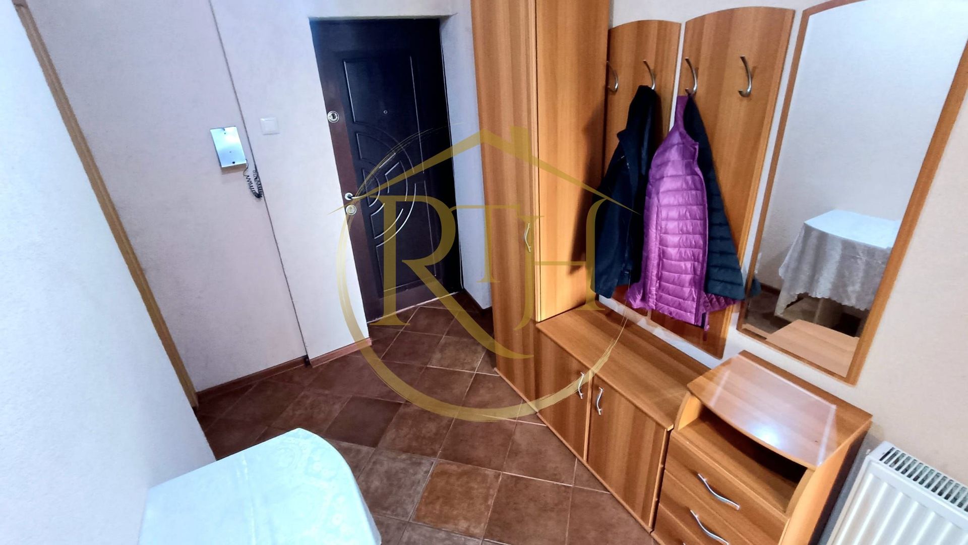 Inchiriez ap cu o camera in Girocului la padurice 250 euro/luna. - Poză 8