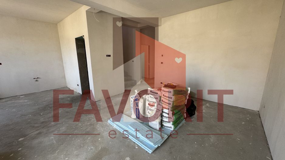 COMISION 0%. Duplex despartit prin garaj finisat la cheie in Dumbravita - Poză 13