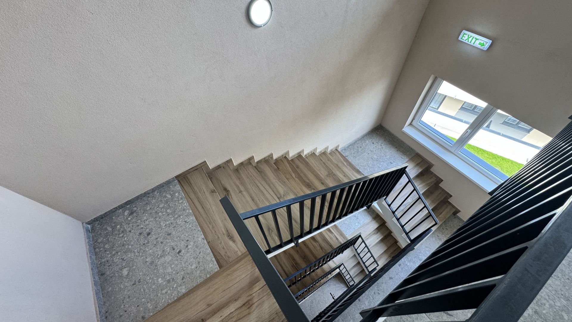 Apartament 2 camere tip penthouse Rasnov | Terasa 50 mp - Poză 24
