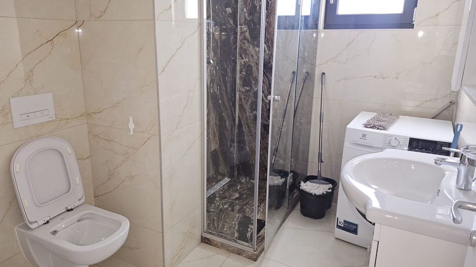 Inchiriere 2 camere Complex Roka, Micro 17 – parcare – 630 euro/luna - Poză 10