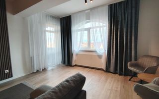Apartament SIBIU central 3 camere, 2 bai, lift, garaj  - Poză 9