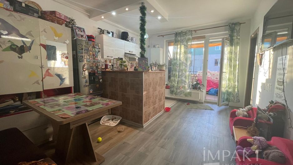 Apartament Reconfigurat in Baciu + Parcare Acoperita Inclusa! - Poză 1