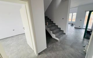 Duplex modern 3 dormitoare, 3 bai, pompa caldura - Giarmata - Poză 8