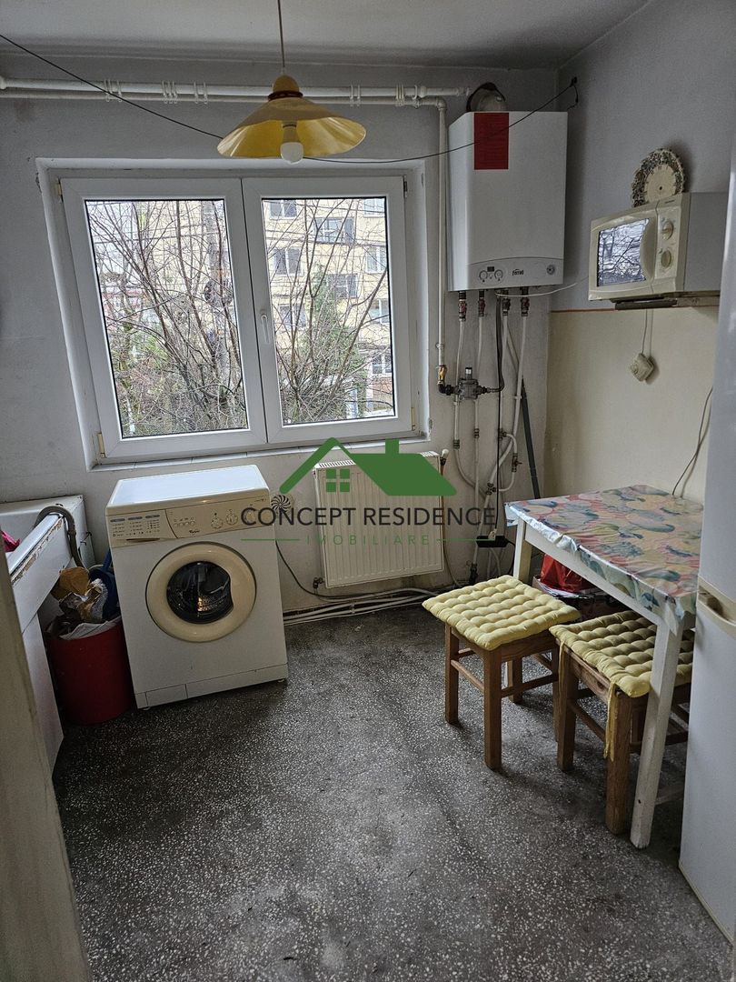 Apartament 4 camere, etaj 1, garaj – Str. Victoriei zona sc. nr. 4 - Poză 7