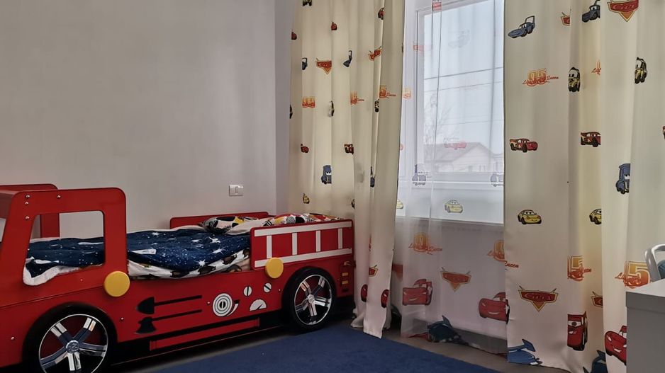 OCAZIE - Casă indiviuală modernă cu teren generos în Dumbrăvița (Cora) - Poză 8