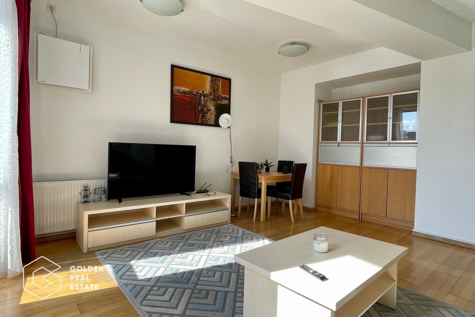 Apartament de 3 camere, decomandat, etajul 2 - Poză 1