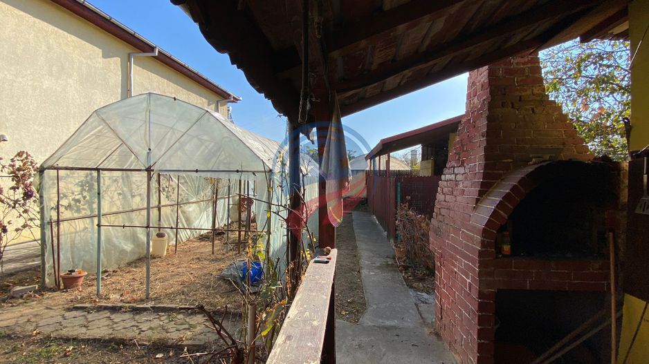 VILA GENEROASA CU TEREN 720 METRI IN APROPIEREA  ELECTROPUTERE MALL - Poză 16