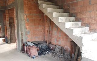 Casă la roșu de vânzare în Hărman, Cartierul Tineretului - Poză 8