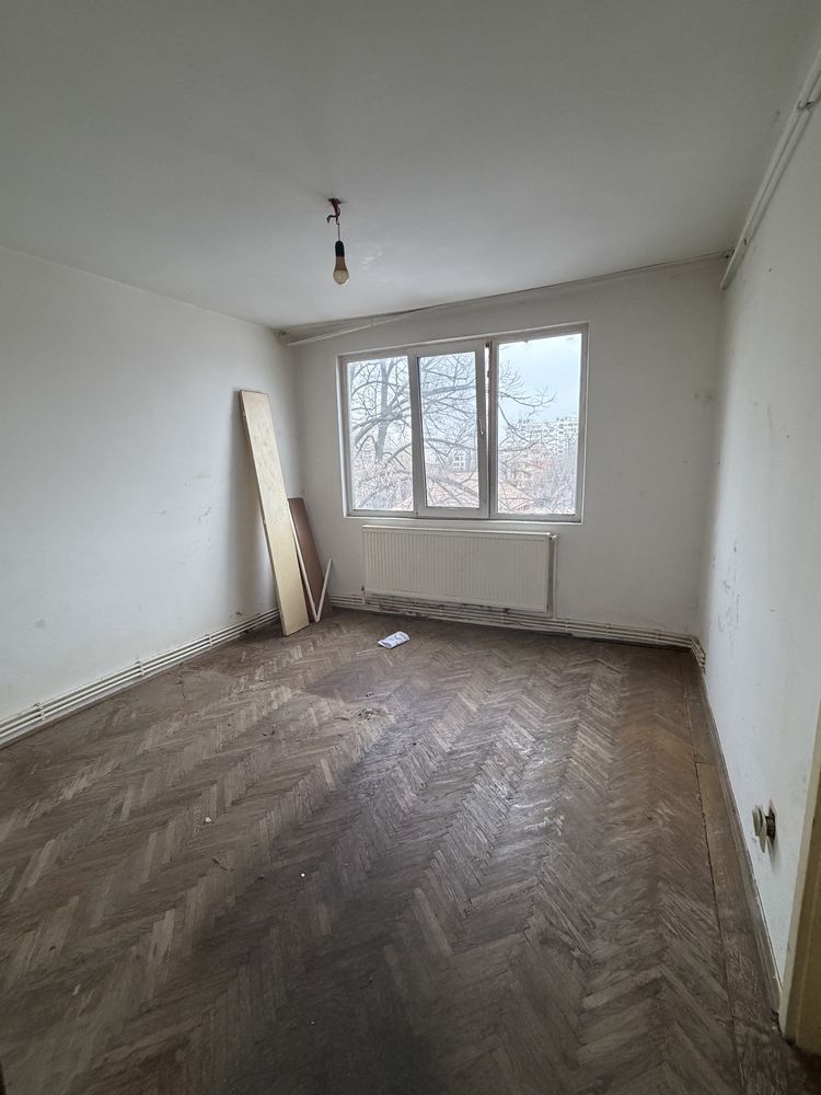 Apartament 2 cam Tiglina 2,et 4 - Poză 4