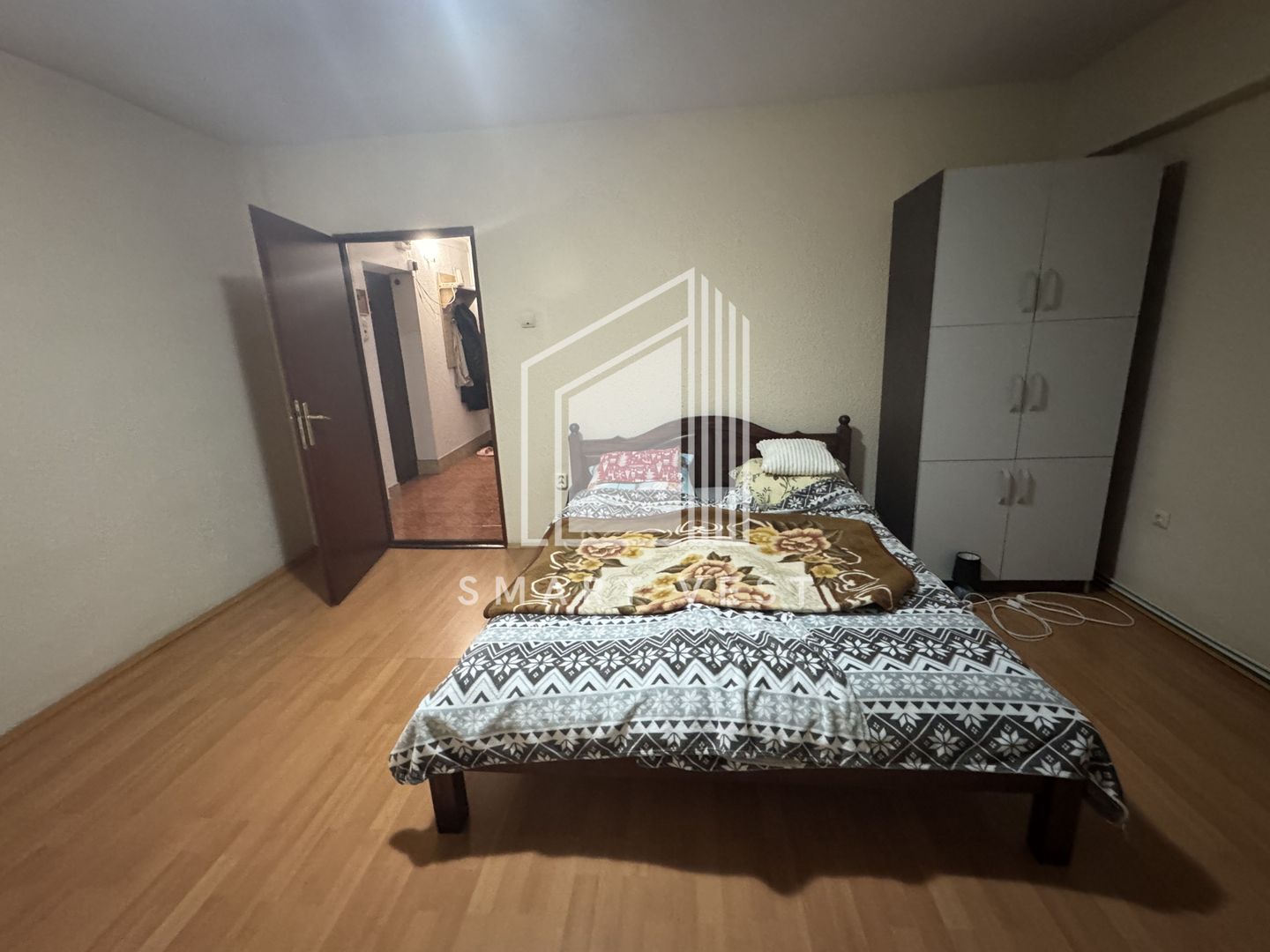 Apartament 2 camere | Etaj 3 cu lift | Zona Soarelui - Poză 2