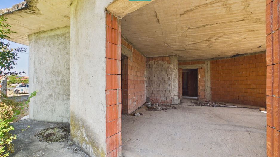 Vilă pe 3 niveluri și garaj 168mp în Zimandu Nou - Poză 6