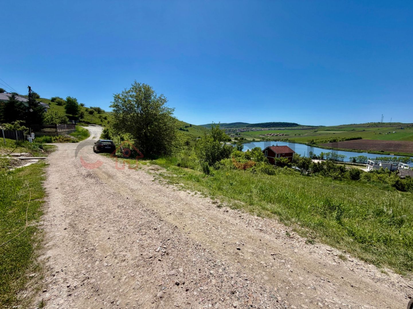 Parcela de vânzare cu vedere spre lac, Chinteni ! - Poză 4