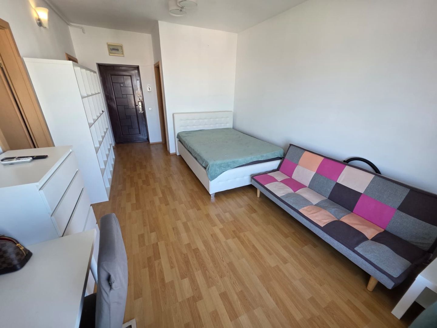 GARSONIERA RASARIT DE SOARE, BUCATARIE INCHISA, METROU, COMISION 0% - Poză 2