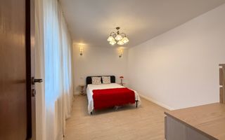 Casă cu o curte proprie intima din Zona Ștefan cel Mare - Obor - Poză 10