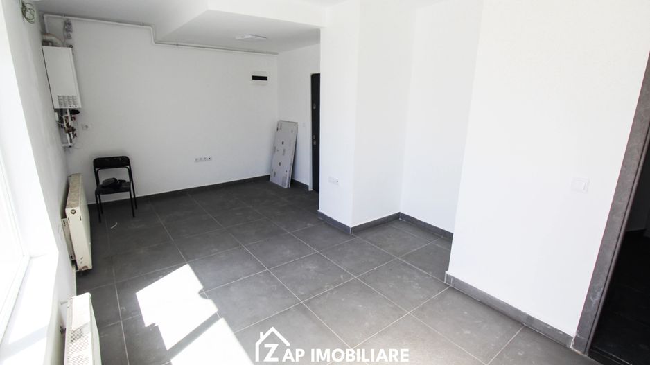 Spatiu de Birouri 100 mp - Renovat - Poză 2