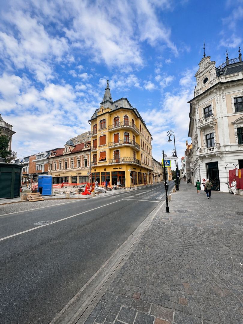 Apartament Ultracentral, renovat, etajul 1, centrala pe gaz - Poză 1