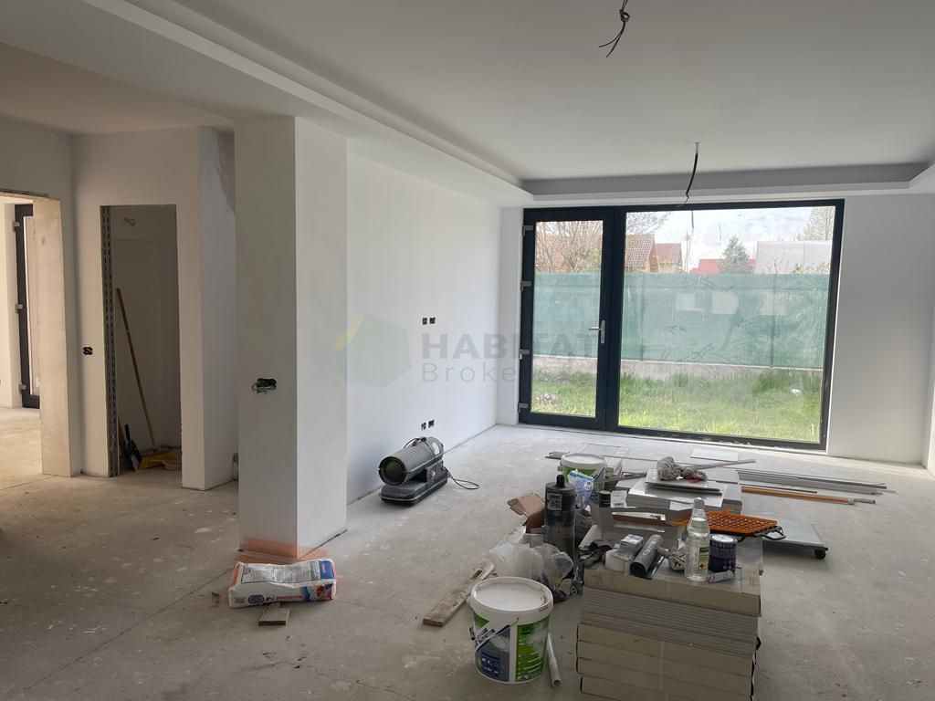 Vilă spațioasă Tunari | Curte mare | Complex închis - Poză 10