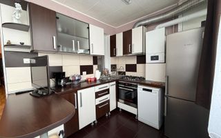 3 camere | 61 mp | Etaj 1 | Mobilat complet | Gata de mutat | Strand - Poză 4