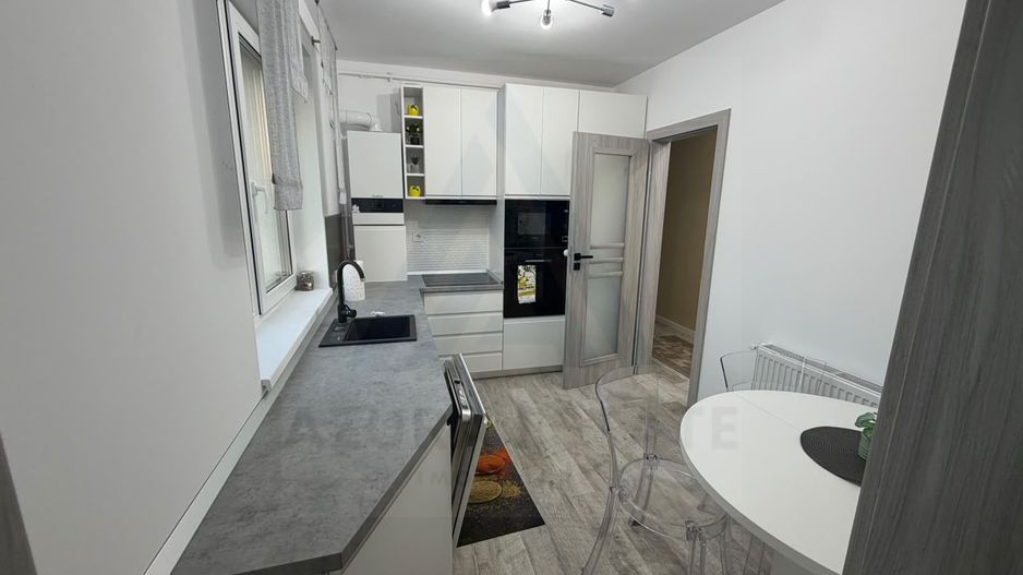 Apartament Premium 3 camere parcare privata etaj 2 Calea Surii Mici - Poză 10