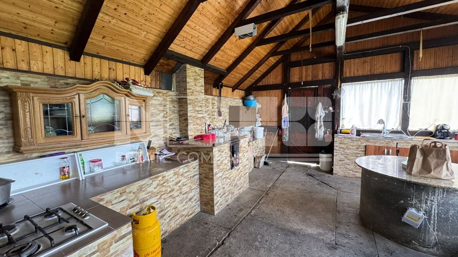 CASĂ DE VÂNZARE | LUNCUȘOARA, UDEȘTI, JUDEȚUL SUCEAVA | PREȚ: 350.000€ - Poză 24