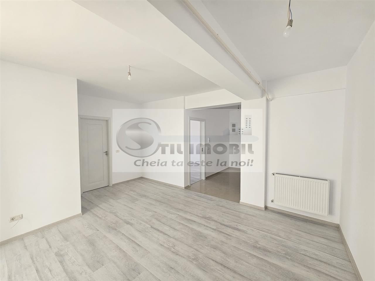 Apartament 3 camere - intabulat- mutare imediata - Poză 3