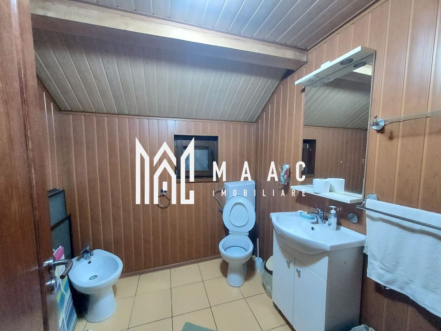 Casă | 260 mp utili | 1.100 mp teren | Râul Sadului | - Poză 16